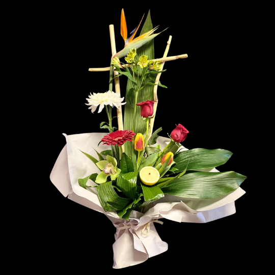 Bouquet Karina -Fleuriste Foliole bouquet exclusivité expert en livraison de fleur Laval Blainville Rosemère