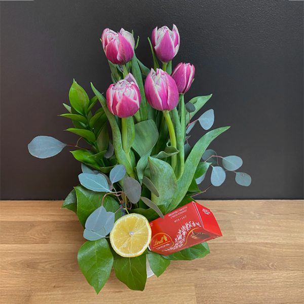 Composition de tulipes doubles cultures de l'ile du prince Edward Canada !